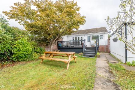 2 bedroom Semi-detached bungalow to let in Forest View Drive, Wimborne
