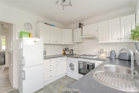 2 bedroom Semi-detached bungalow to let in Forest View Drive, Wimborne