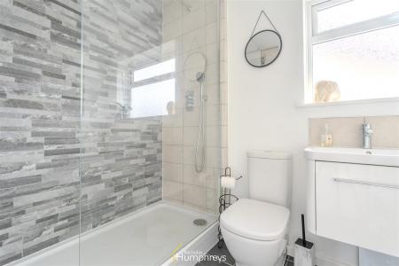 2 bedroom Semi-detached bungalow to let in Forest View Drive, Wimborne