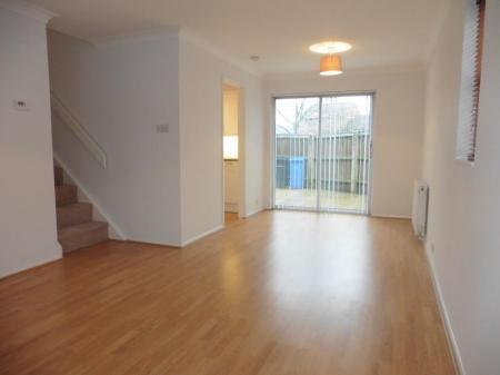 3 bedroom End of terrace house to let in Waldren Close, Baiter Park