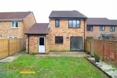 3 bedroom Detached house to let in Albion Way, Verwood