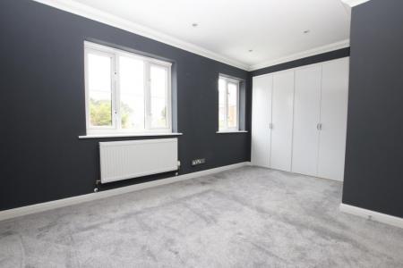 3 bedroom End of terrace house to let in Saffron Way, Bournemouth