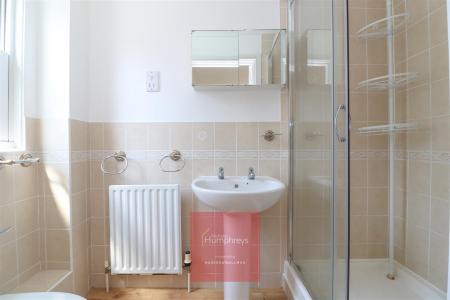 3 bedroom Town house to let in West Street, Wimborne