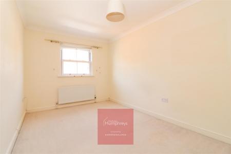 3 bedroom Town house to let in West Street, Wimborne