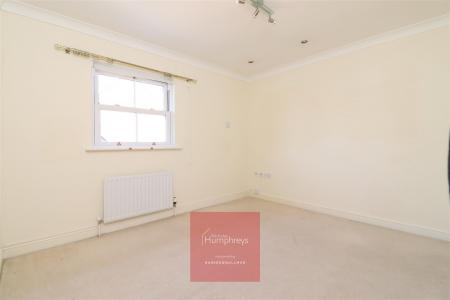 3 bedroom Town house to let in West Street, Wimborne