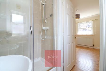 3 bedroom Town house to let in West Street, Wimborne