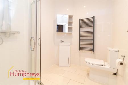 2 bedroom Apartment to let in Durley Gardens, Bournemouth