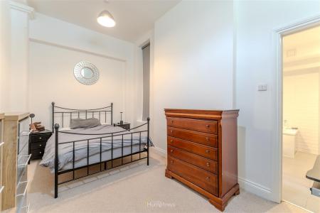2 bedroom Apartment to let in Durley Gardens, Bournemouth