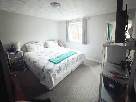 4 bedroom Detached house to let in Canford View Drive, Colehill