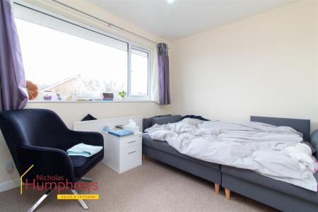 4 bedroom Semi-detached house to let in GURNEY ROAD, CORFE MULLEN