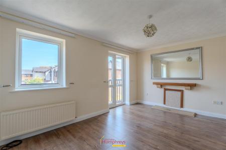 3 bedroom Town house to let in Lander Close, Poole