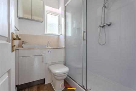 3 bedroom Town house to let in Lander Close, Poole