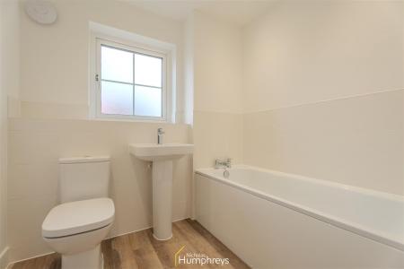 3 bedroom Semi-detached house to let in Hainault Drive, Bournemouth