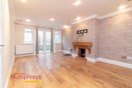 Mallard Road, Wimborne