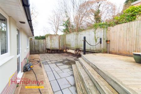 4 bedroom Detached bungalow to let in Mallard Road, Wimborne