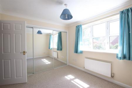 4 bedroom Detached house to let in Pennine Way, Verwood