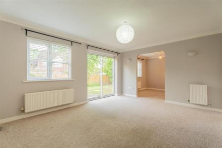 4 bedroom Detached house to let in Pennine Way, Verwood