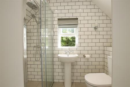 4 bedroom Town house to let in West Borough, Wimborne