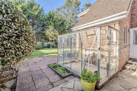 4 bedroom Detached house for sale in Hobbs Park, St. Leonards