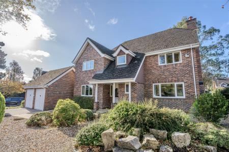 4 bedroom Detached house for sale in Hobbs Park, St. Leonards
