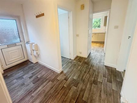 2 bedroom Detached bungalow to let in Dales Drive, Wimborne