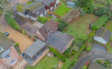 2 bedroom Detached house for sale in Rowlands Hill, Wimborne