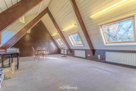 2 bedroom Detached house for sale in Rowlands Hill, Wimborne