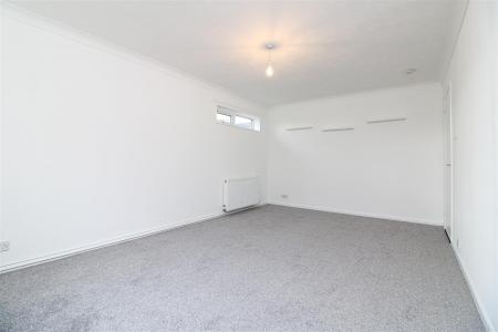 2 bedroom Apartment to let in MERLEY LANE, MERLEY WIMBORNE