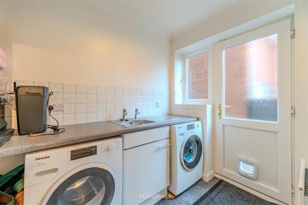 3 bedroom Detached house for sale in Corfe Halt Close, Corfe Mullen, Wimborne