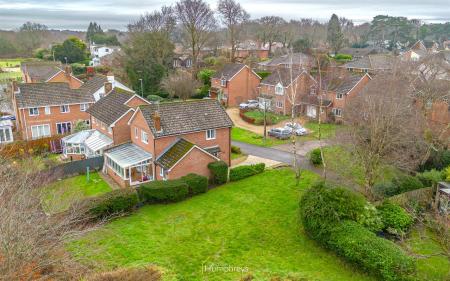 3 bedroom Detached house for sale in Corfe Halt Close, Corfe Mullen, Wimborne
