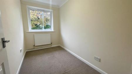 3 bedroom Apartment to let in Stirrup Close, Wimborne