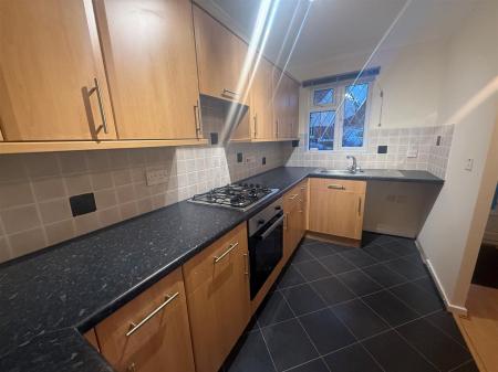 2 bedroom Detached house to let in RADIPOLE ROAD, CANFORD HEATH,