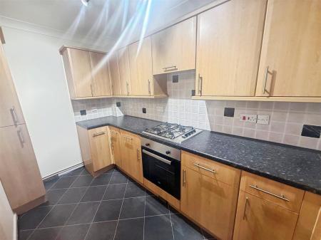 2 bedroom Detached house to let in RADIPOLE ROAD, CANFORD HEATH,