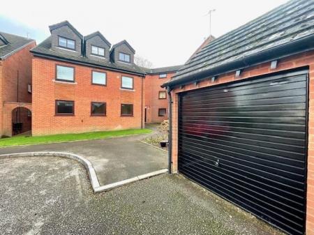 1 bedroom Apartment to let in Station Road, Wimborne