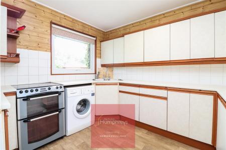 2 bedroom Detached bungalow to let in Cedar Drive, Wimborne