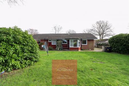 2 bedroom Detached bungalow to let in Cedar Drive, Wimborne