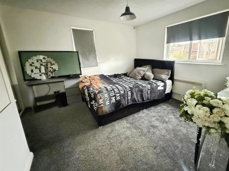 1 bedroom Terraced House to let in Meadowsweet Road, Poole