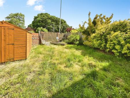 1 bedroom Terraced House to let in Meadowsweet Road, Poole