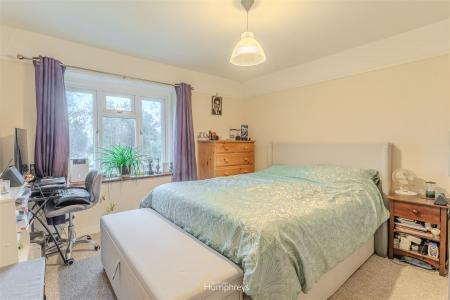 2 bedroom Apartment for sale in Redcotts Lane, Wimborne