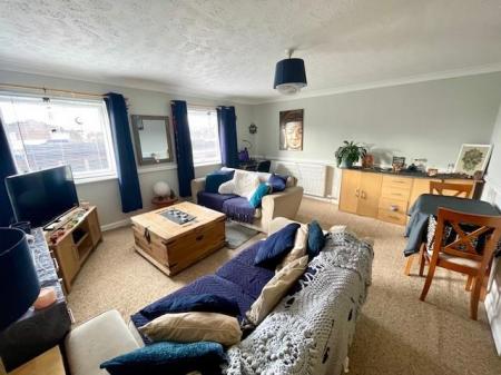 1 bedroom Apartment for sale in GRIFFIN COURT, WIMBORNE
