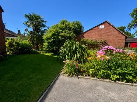 1 bedroom Apartment for sale in GRIFFIN COURT, WIMBORNE