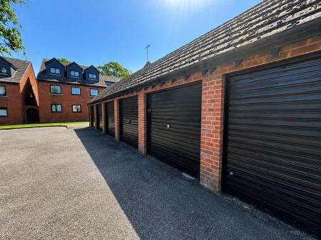 1 bedroom Apartment for sale in GRIFFIN COURT, WIMBORNE