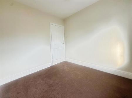 3 bedroom End of terrace house to let in WIMBORNE ROAD, COLEHILL