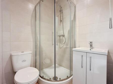 3 bedroom End of terrace house to let in WIMBORNE ROAD, COLEHILL