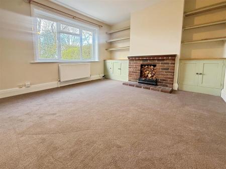 3 bedroom End of terrace house to let in WIMBORNE ROAD, COLEHILL