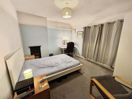 2 bedroom Terraced House to let in Harcourt Road, Birmingham