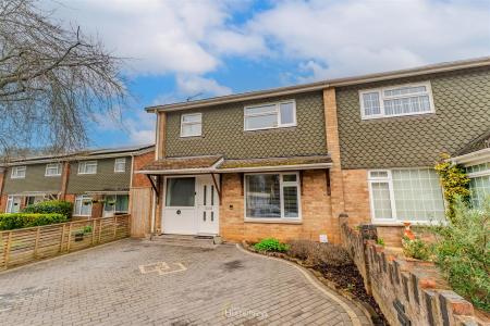 3 bedroom End of terrace house for sale in Selkirk Close, Merley, Wimborne