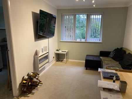 1 bedroom Apartment to let in Cuthbury Gardens, Wimborne