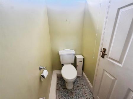 3 bedroom Detached house to let in Redcotts Lane, Wimborne