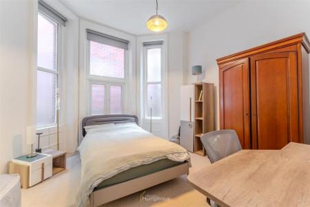 2 bedroom Apartment for sale in Durley Gardens, Bournemouth